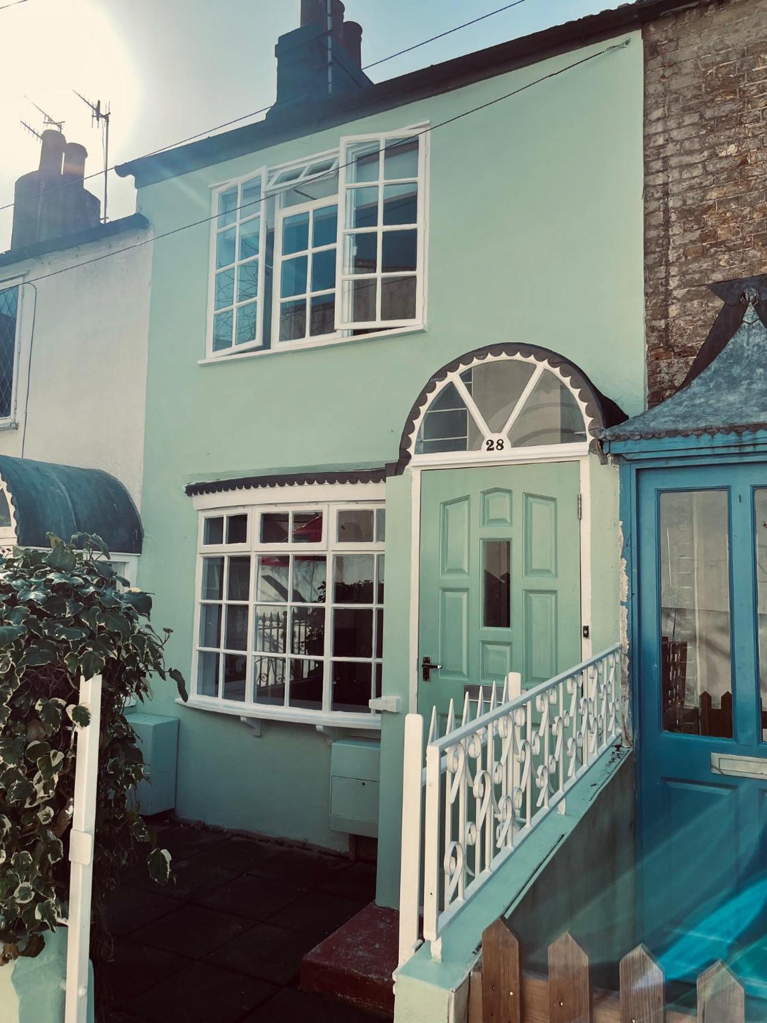 North Laine Sunny Cottage - Parking Available ブライトン エクステリア 写真